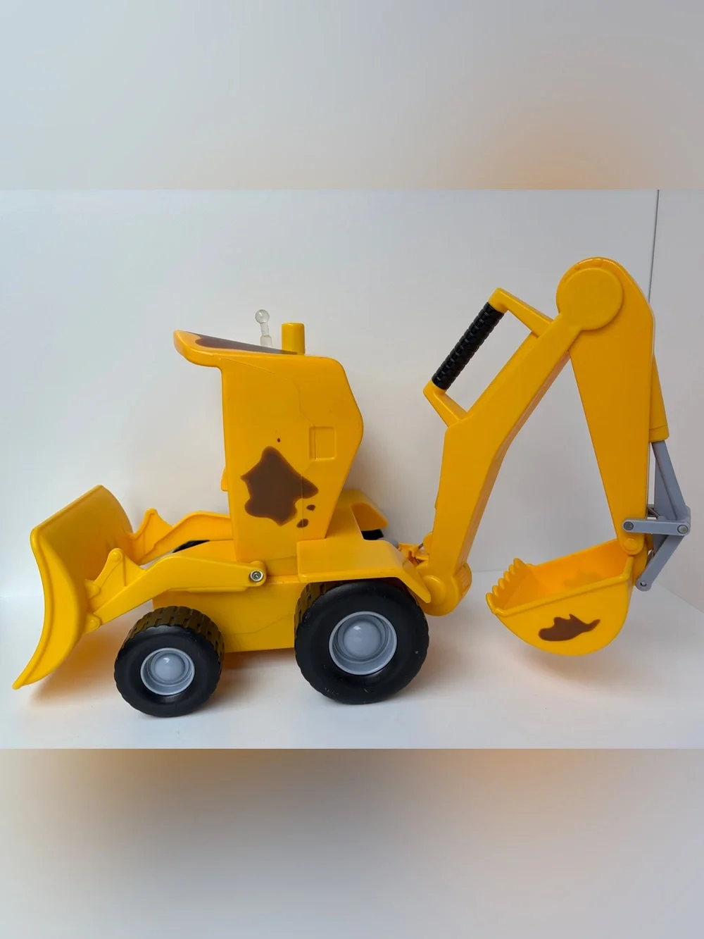 Stinky and Dirty Show Talking Backhoe Loader Garbage Truck Set